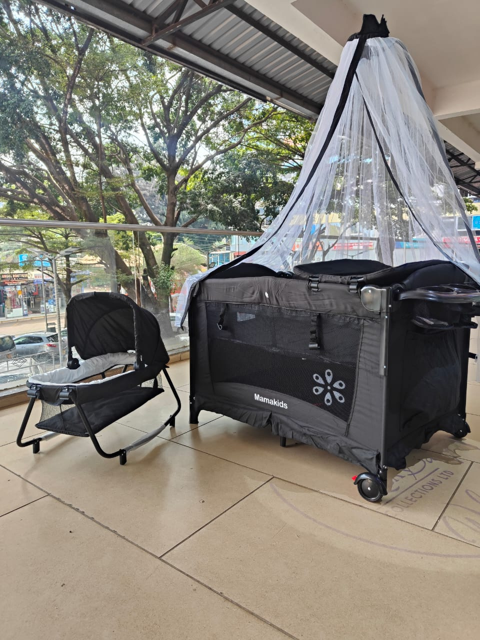 Mamakids Multifunctional Baby Crib, Co-Sleeper & Playpen – Black